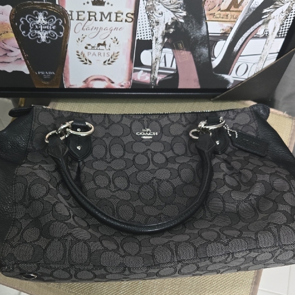 *SALE PRICE Coach Signature Black and Gray Satchel - Picture 15 of 15